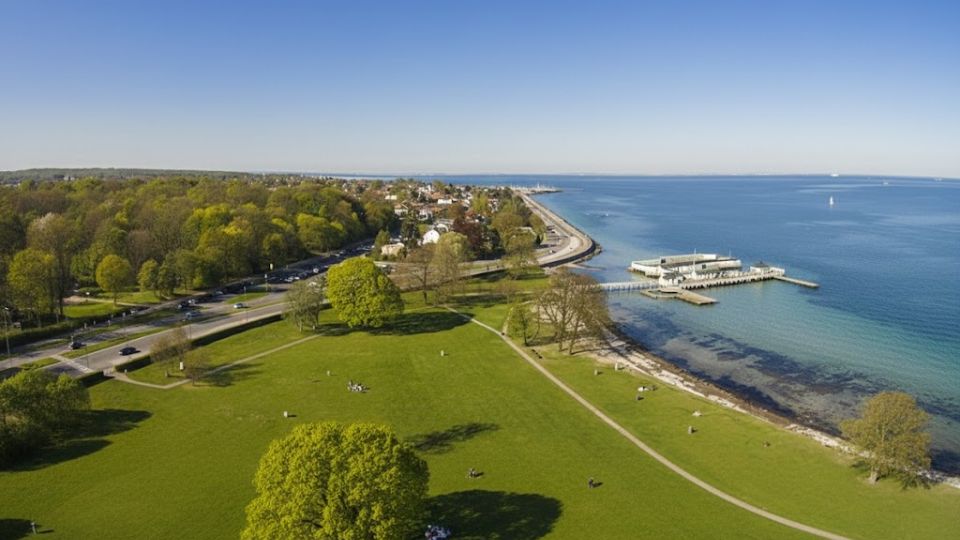 Strandlund fra luften på sinding.dk